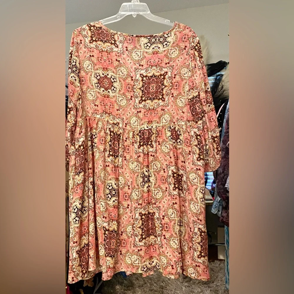 Torrid Pink Paisley-Min Gauze Tunic Dress - Size 2X - EUC! - Picture 9 of 10